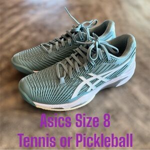 Women’s Size 8 Asics Pickleball or Tennis Shoes